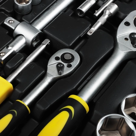  Нр инструмента Гаражный (83пр) /736-216/